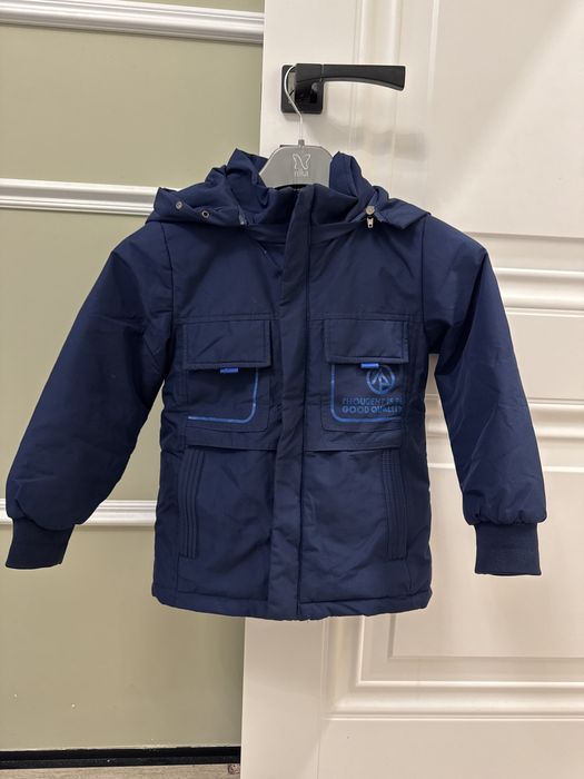 Продам синию легкую куртку