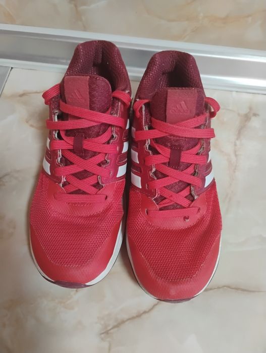 Маратонки Adidas 33 н