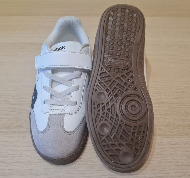 Маратонки Reebok номер 33