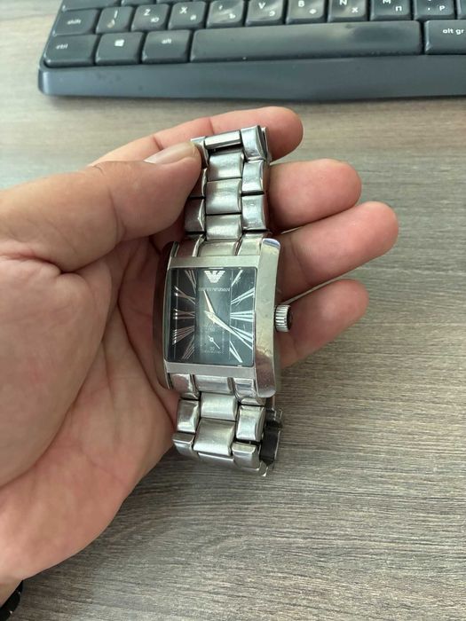 Часовник Emporio Armani