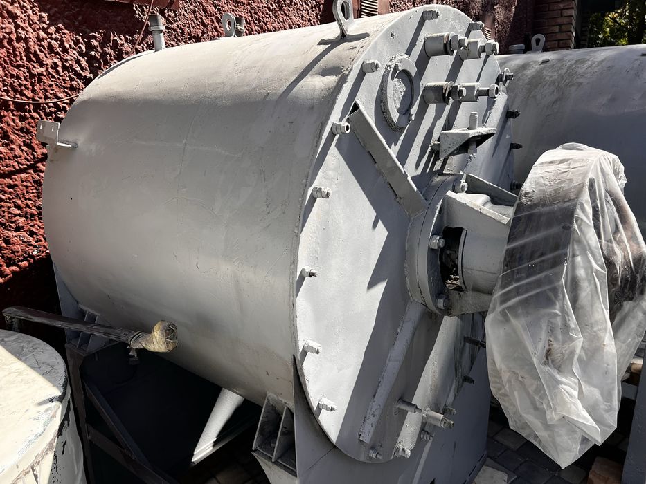 Продается стиральная 50 кг и центрифуга 25 кг