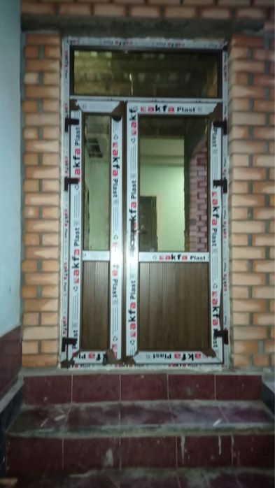 Akfa eshik rom va vitrajlar