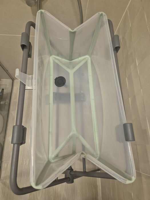 Ваничка за къпане на бебе Stokke Flexi Bath със стойка и подложка