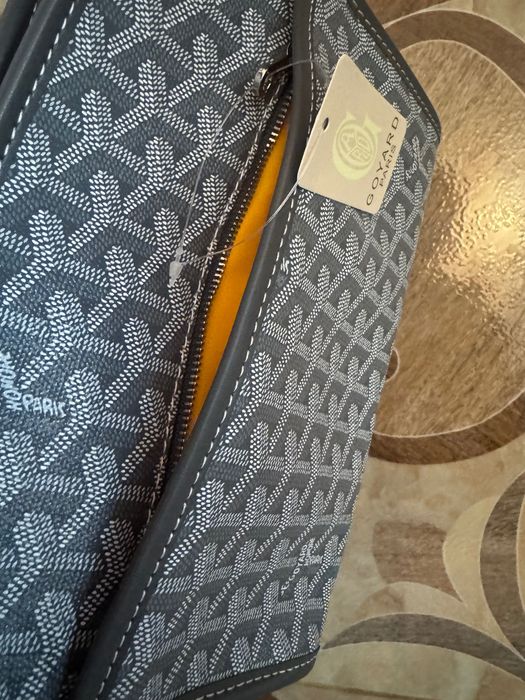 Несесер на Goyard