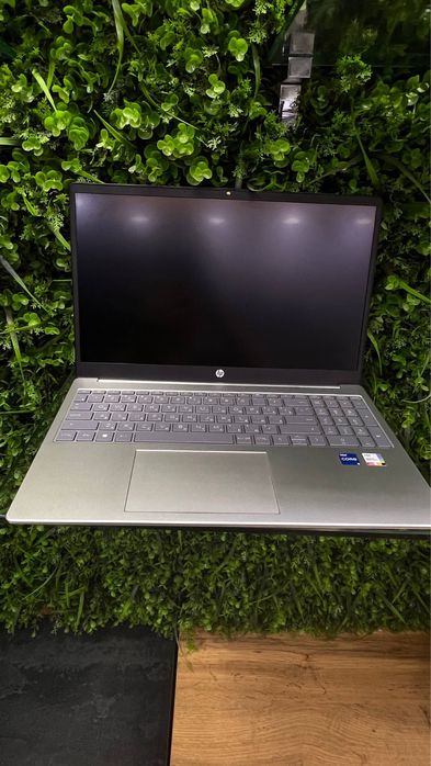 HP Laptop 15 fd0084ci