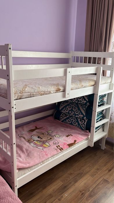 Продам 2х ярусный кровать