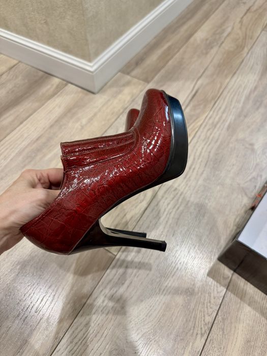 Женские ботильоны