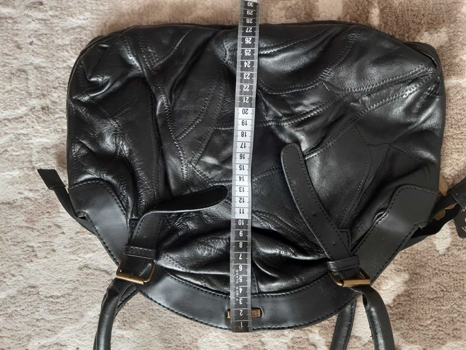 Нови чанти 2бр ест.кож