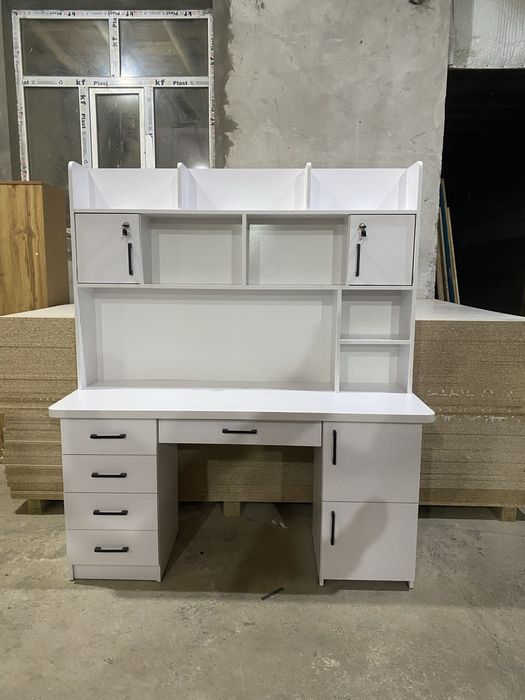 Письменный стол парта