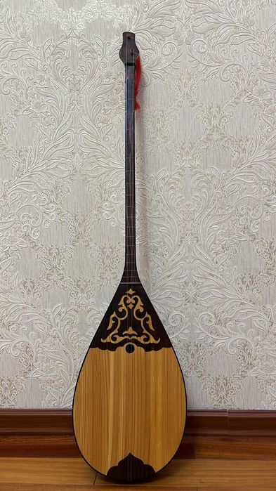 Домбыра, цена 10000 тг