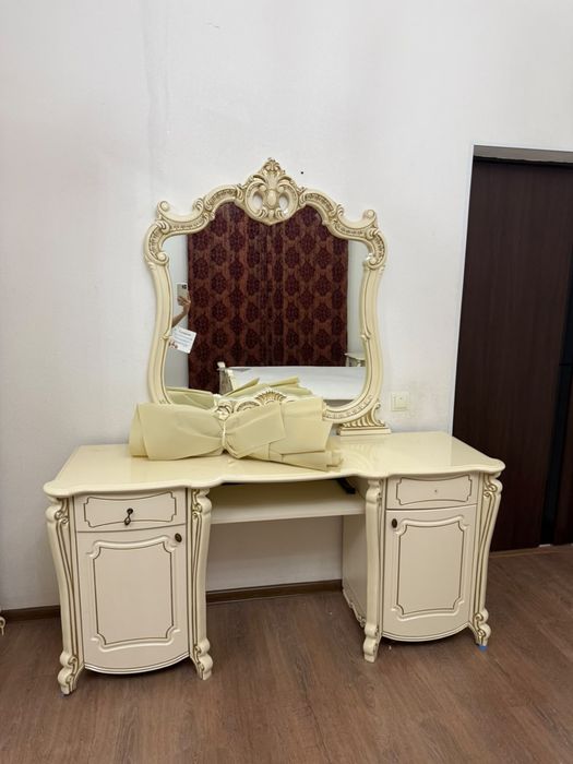 Спальная гарнитур, кровать, матрас