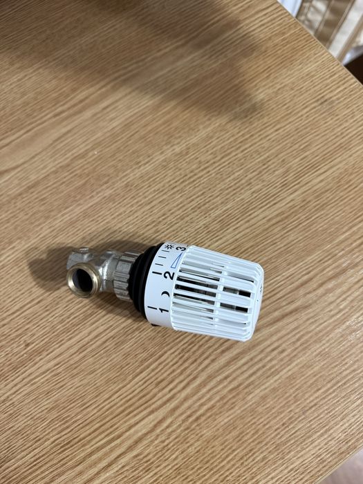 Cap termostatic cu ventil (robinet) termostatic pentru calorifer – Heimeier