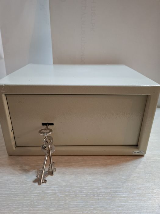 Сейф/каса 25/31/17