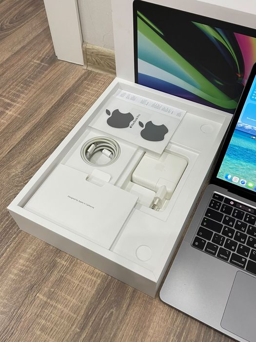 Macbook pro   m1