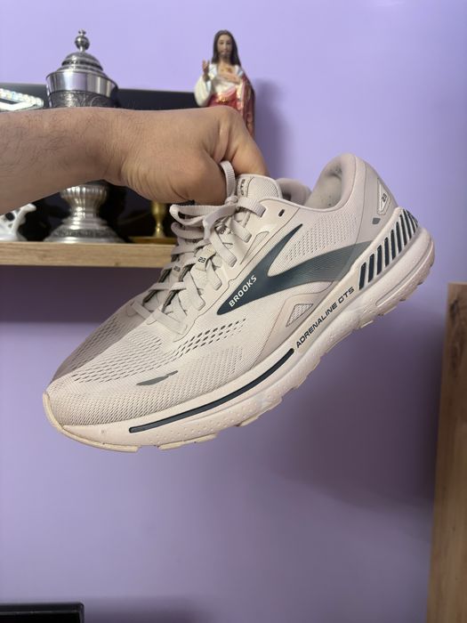 Adidasi brooks adrenalin 23