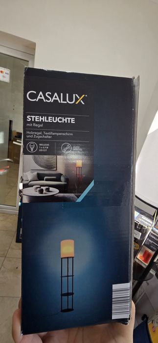 LAMPADAR cu rafturi din lemn