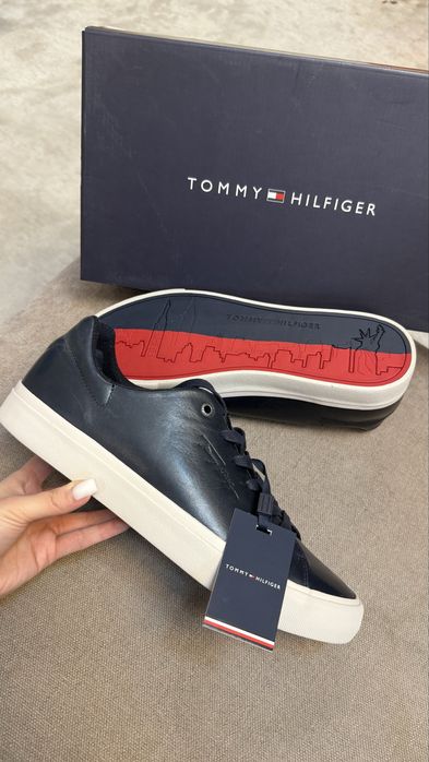 Кроссовки Tommy Hilfiger 43р.