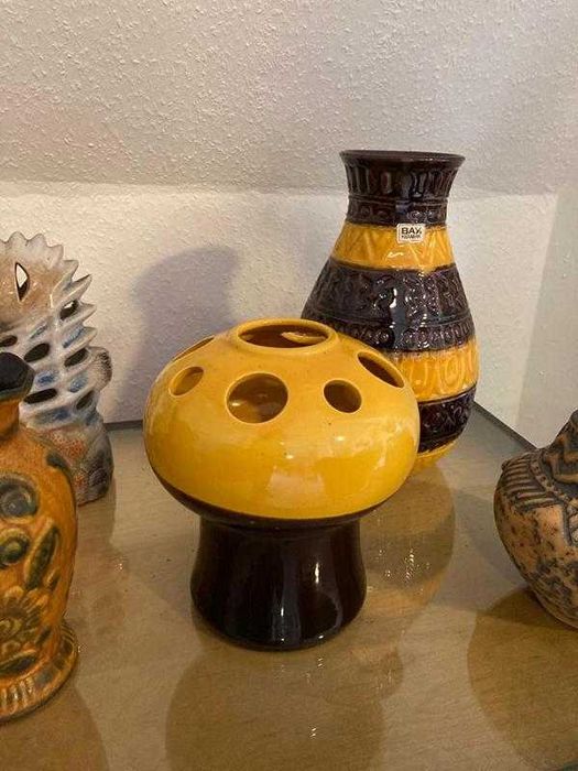 Ваза от 1960-1970 г., ваза в стил гъба/НЛО, западногерманска керамика