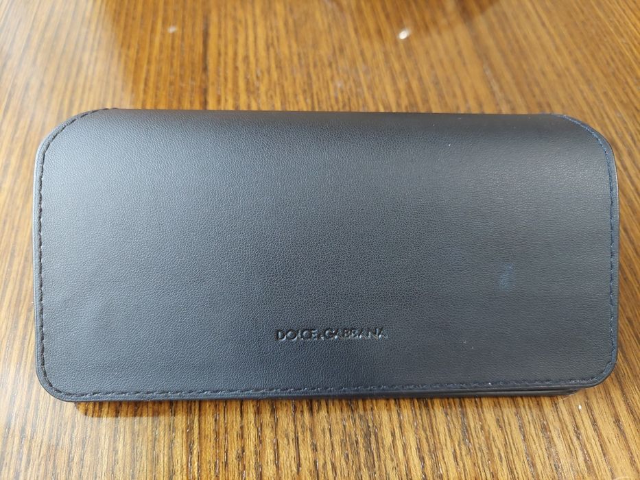 Луксозни очила Dolce & Gabbana – неразличими от нови