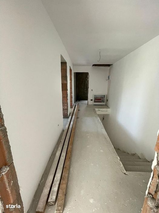 Casă 4 camere | Poartă electrică | Încălzire în pardoseală