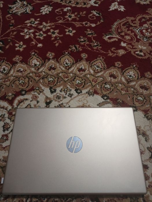 Ноутбук HP в идеальном состоянии