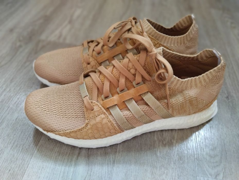 Adidas кроссовки