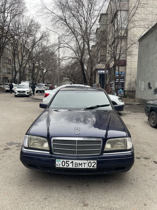 Мерседес c202