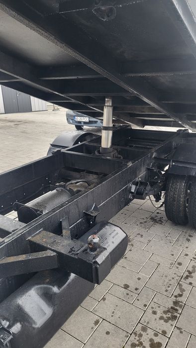 De vanzare Iveco basculabil Sau schimb Dacia Dustar 4×4 motor 15 tdi