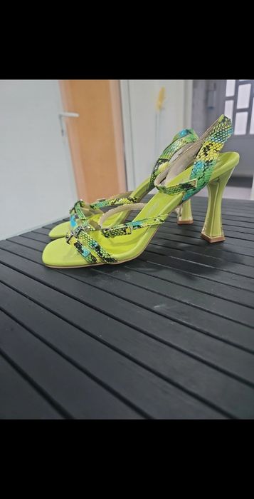 Sandale piele ediție limitata aboutyou animal print, verde deschis, al