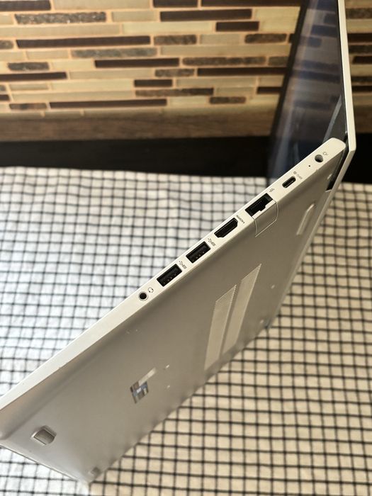Hp 455 G7• 14 inch• ryzen 5-4500U• 16Gb ram ddr4• 256gb SSD• Geanta noua