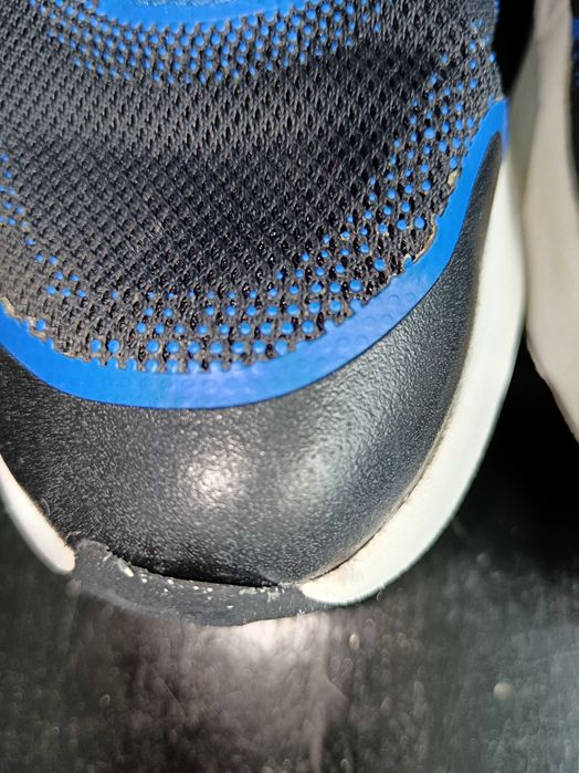 Маратонки на Nike 33 размер