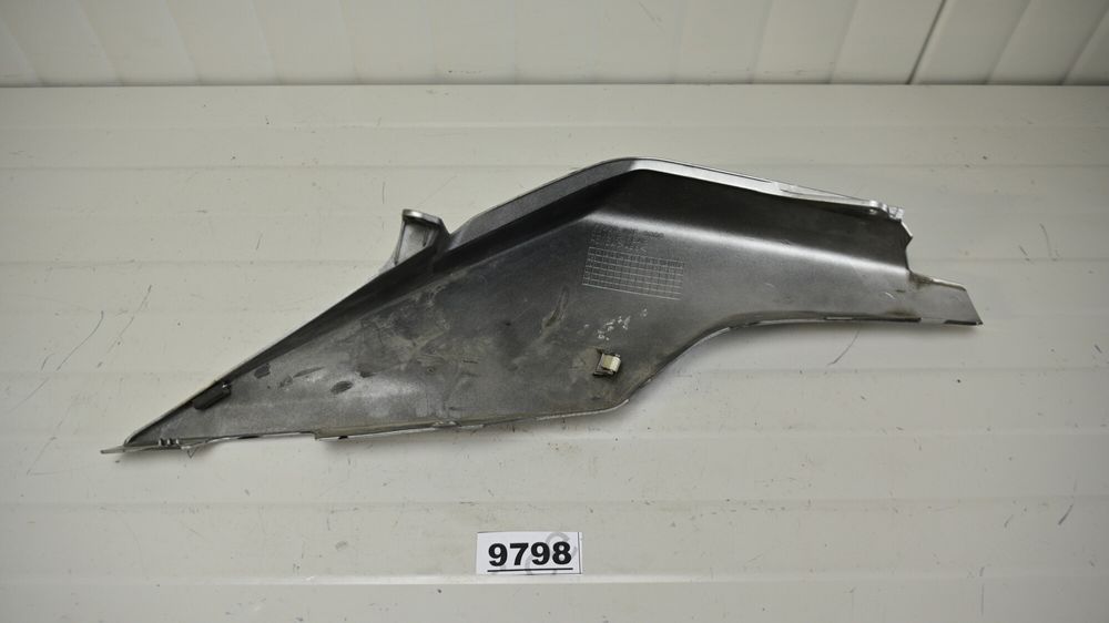 Honda VFR1200F 2010 Carena codita spate dreapta