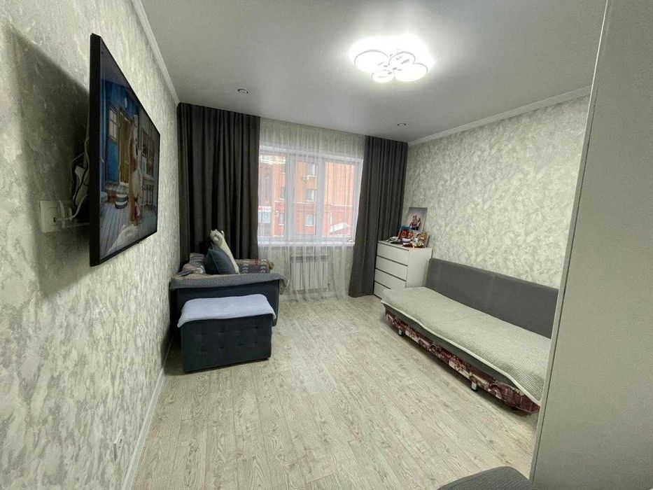 Продается 1 комнатная Жас Оркен.