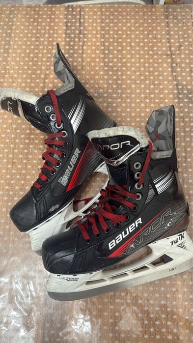 Коньки Bauer Select