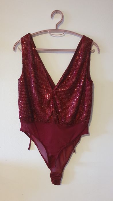 Body cu paiete marime 40