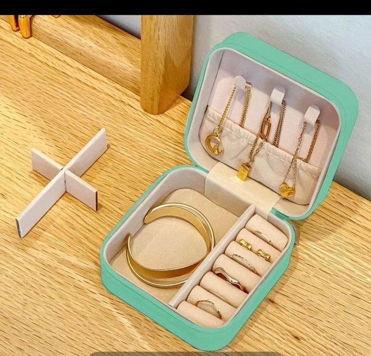 Бижутерия для жен