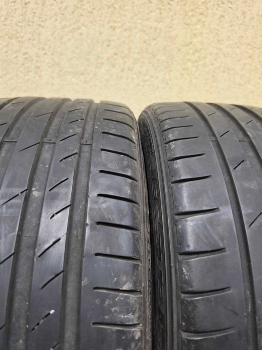 4 бр. летни гуми 225/35/18 Kumho DOT 2x1820 2x4717 4-5 mm