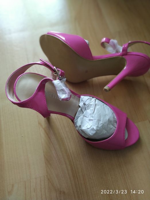 Обувь женская новая