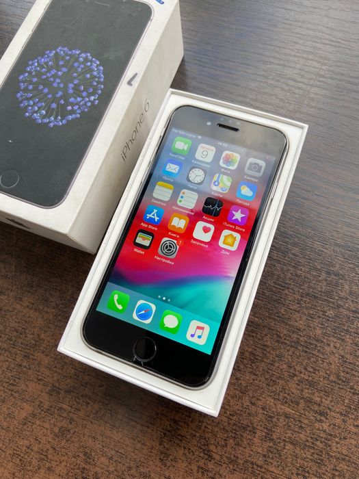 Продам iphone 6.