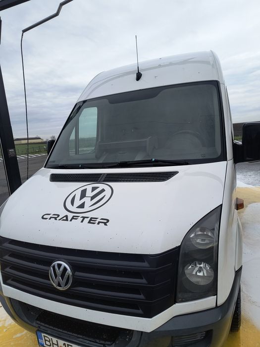 Vând Volkswagen Crafter