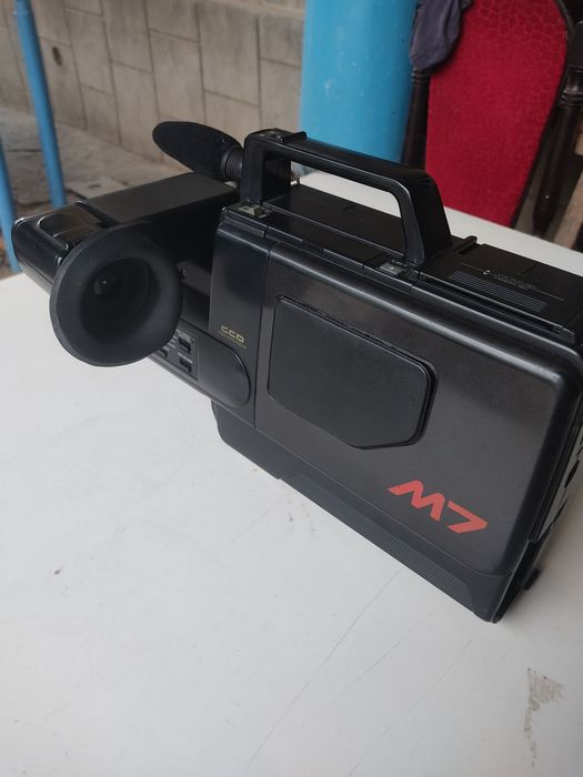 Video kamera sotiladi