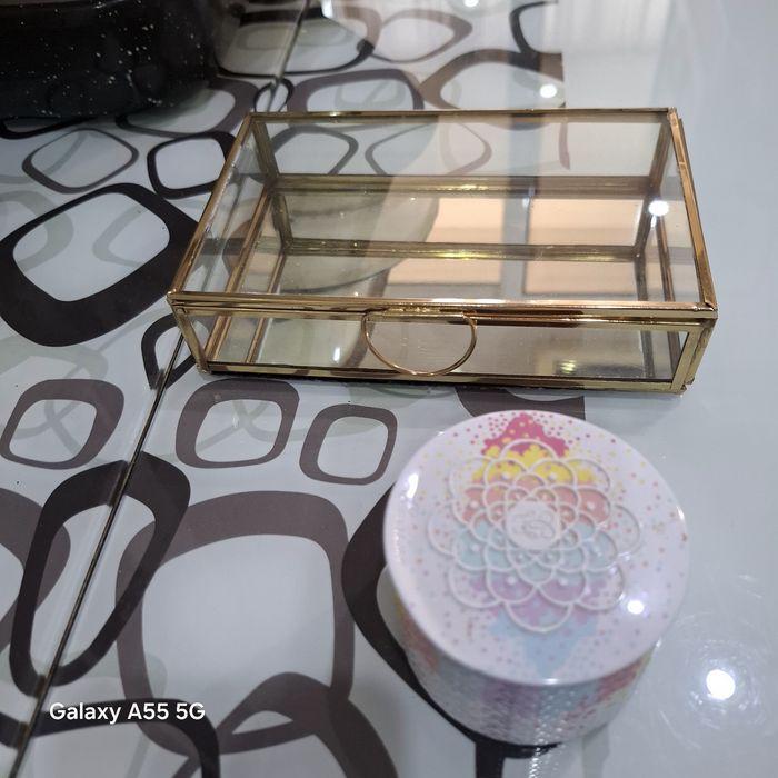 Продавам оригинална пудра метеоритите на Герлен