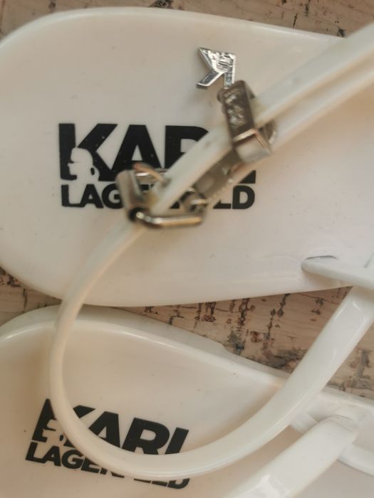 Сандали Karl LAGERFELD