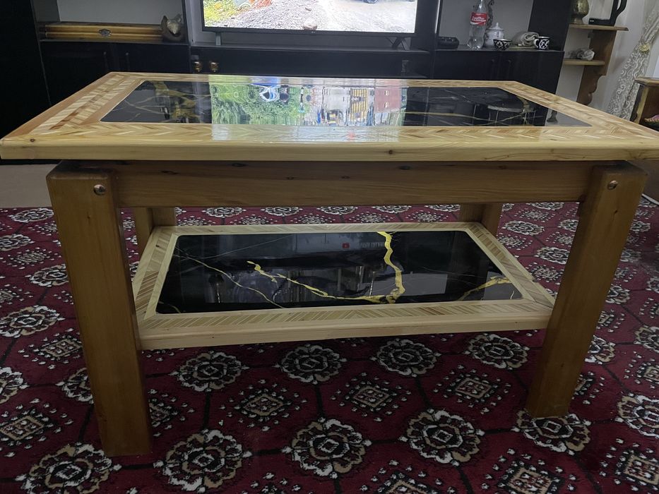 Журнальный столик