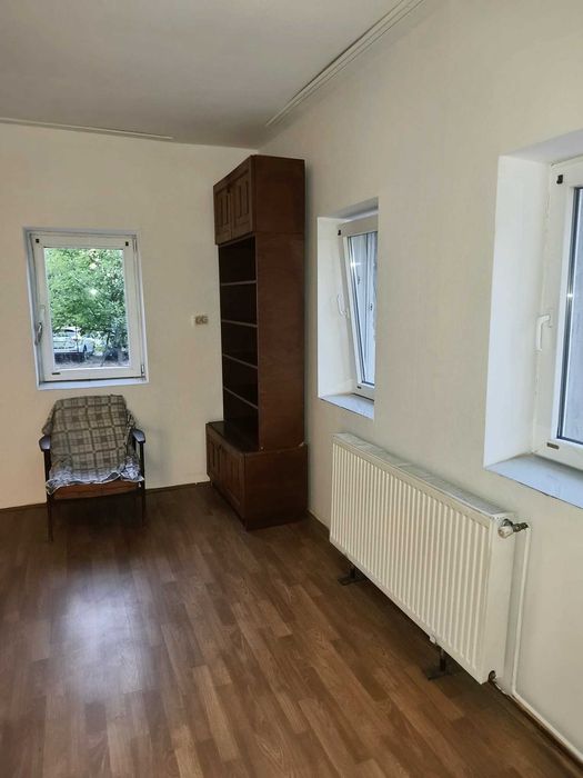 Vând casă în localitatea Husia, judetul Sălaj