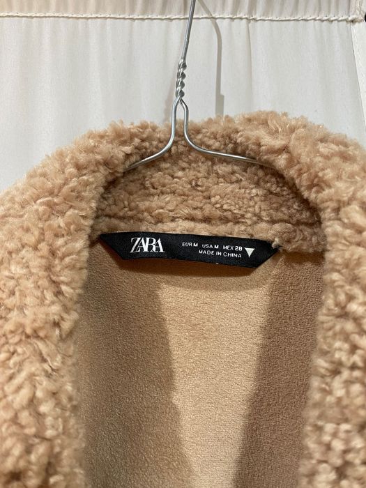 Късо мъхесто палто Zara