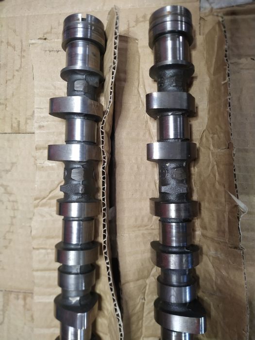 Разпределителни валове от Citroen Saxo VTS 1.6 16v