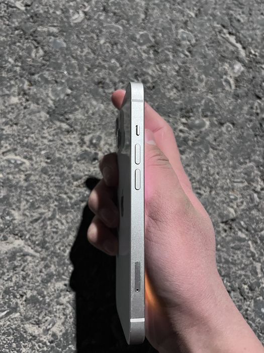 Айфон 13 с коробкой