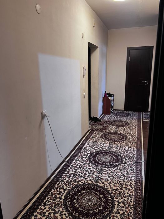 Almazor tumani. Eski chinni zavod uy sotiladi