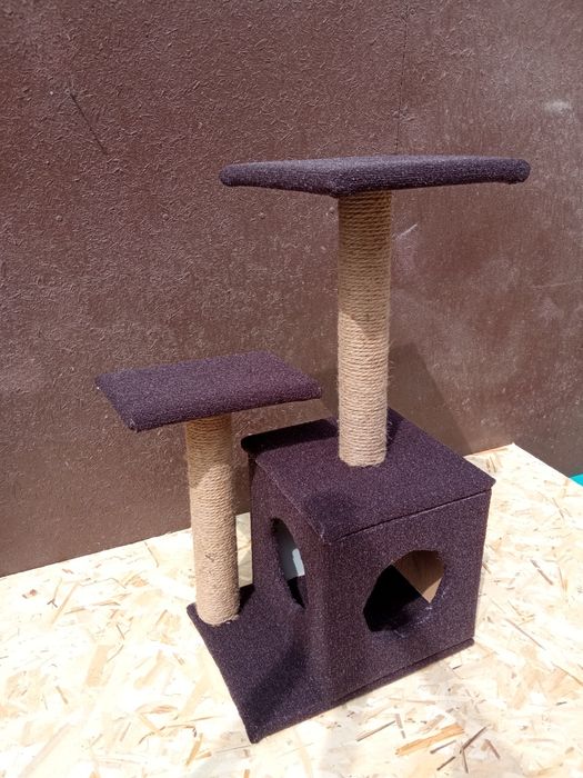 Когтеточка с домиком с двумя тубами